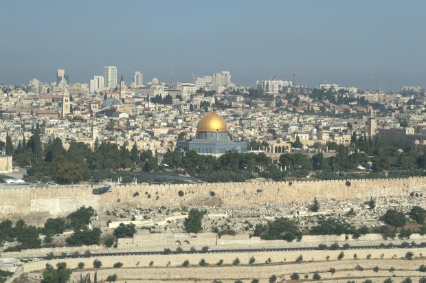 Jerusalem’s Western (wailing) Wall and Temple Mount